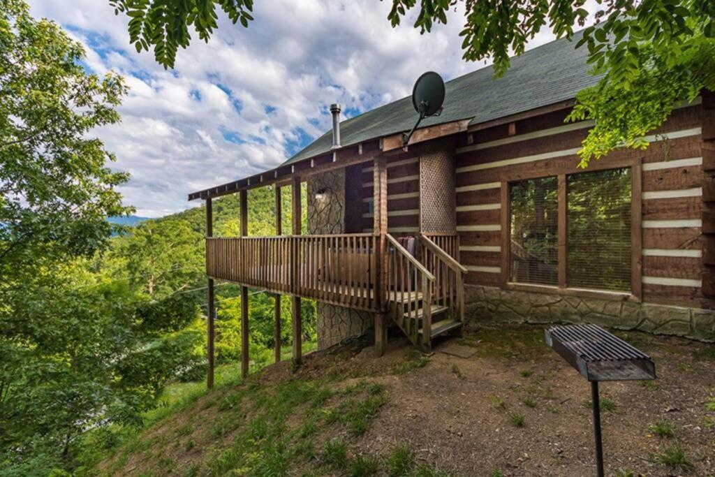View! Private! Hot Tub,Pool Table,Fireplace,Relax! Sevierville Luaran gambar