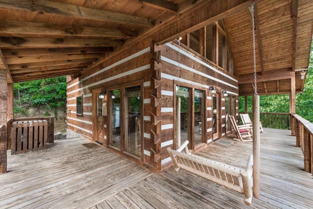 View! Private! Hot Tub,Pool Table,Fireplace,Relax! Sevierville Luaran gambar